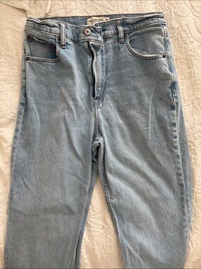 Abercrombie Ankle Straight Ultra High Rise 29XL